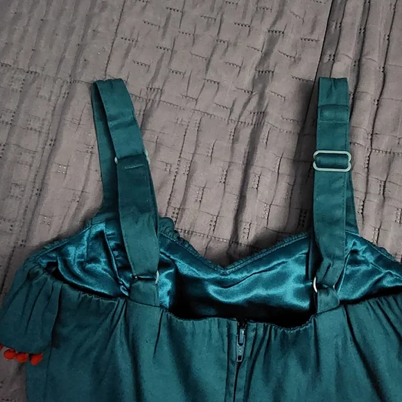 Pinup Couture Teal and red Bella Donna Swing dress XS - Picture 4 of 7